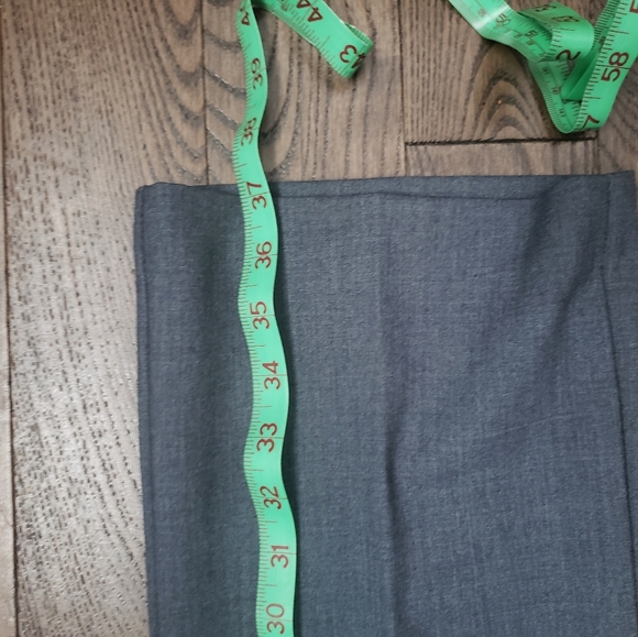 Dress pants size 6 (short) - Picture 4 of 5